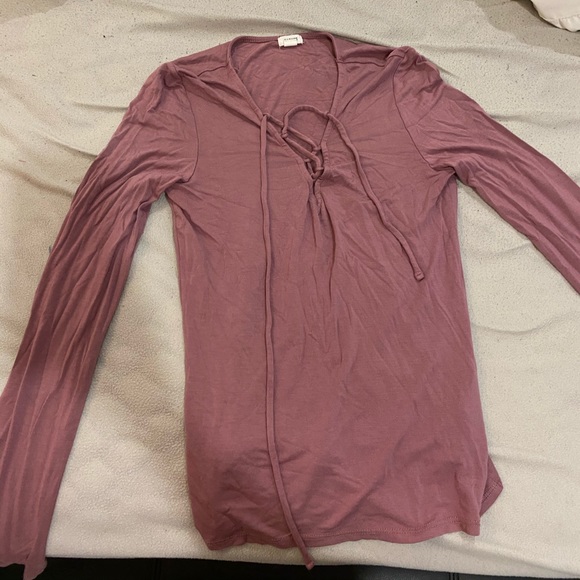 Tops - Picture 6 of 16